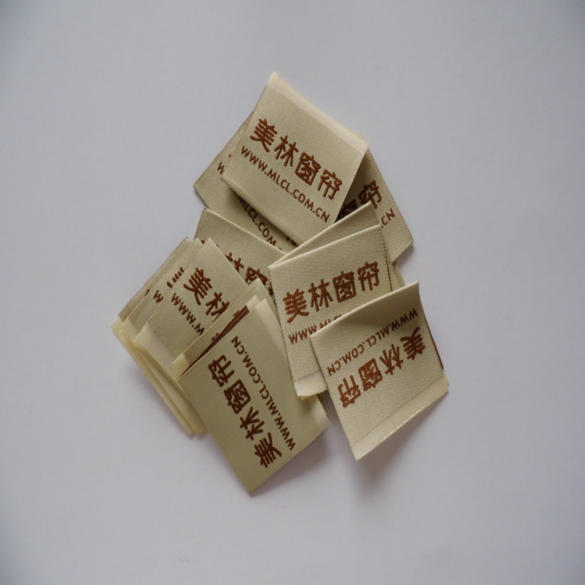 ป้ายทอแบบกำหนดเองความหนาแน่นสู - Luxury Bags Brand Names บทวิจารณ์และราคา